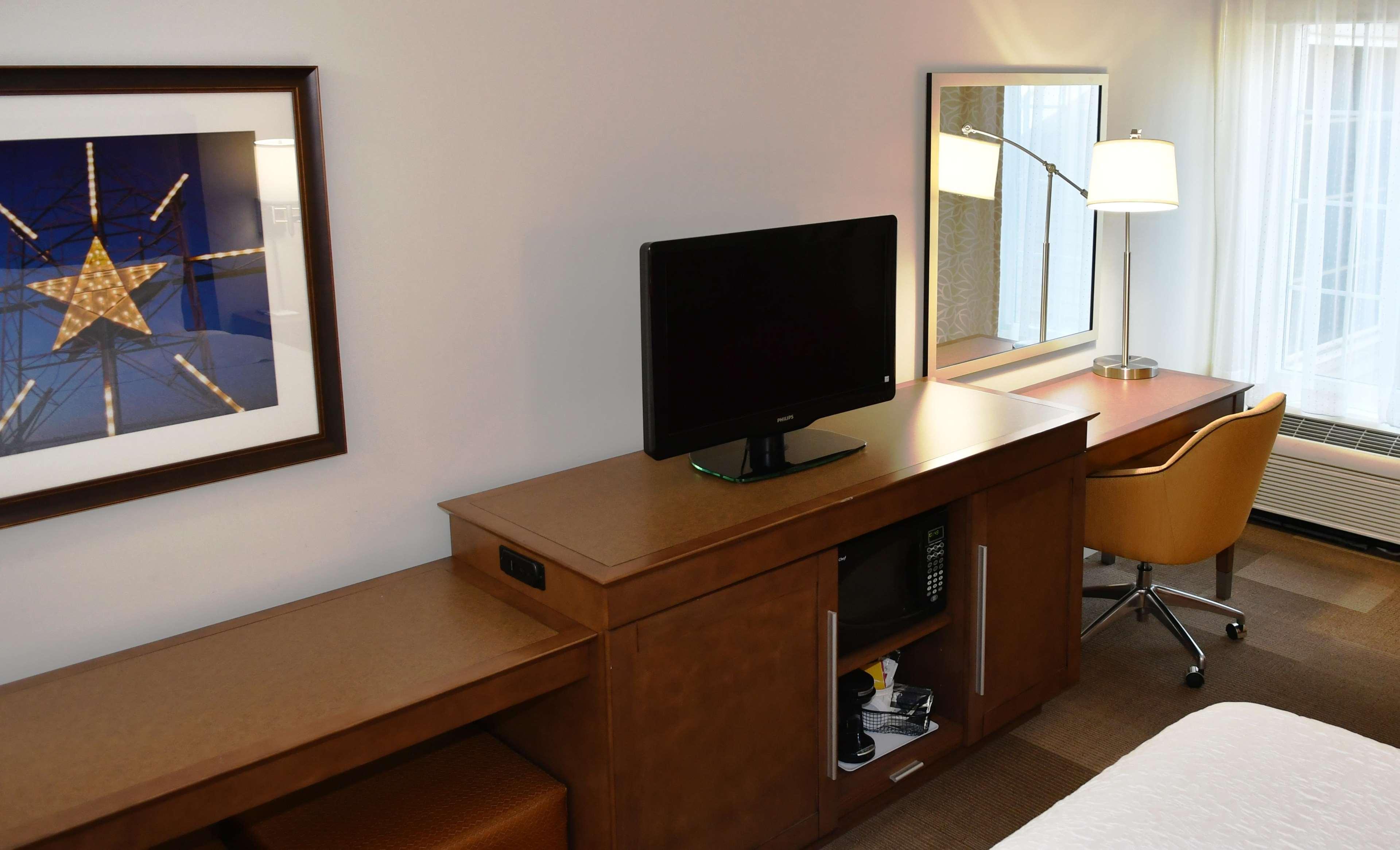 Hampton Inn & Suites Бетлехем Экстерьер фото