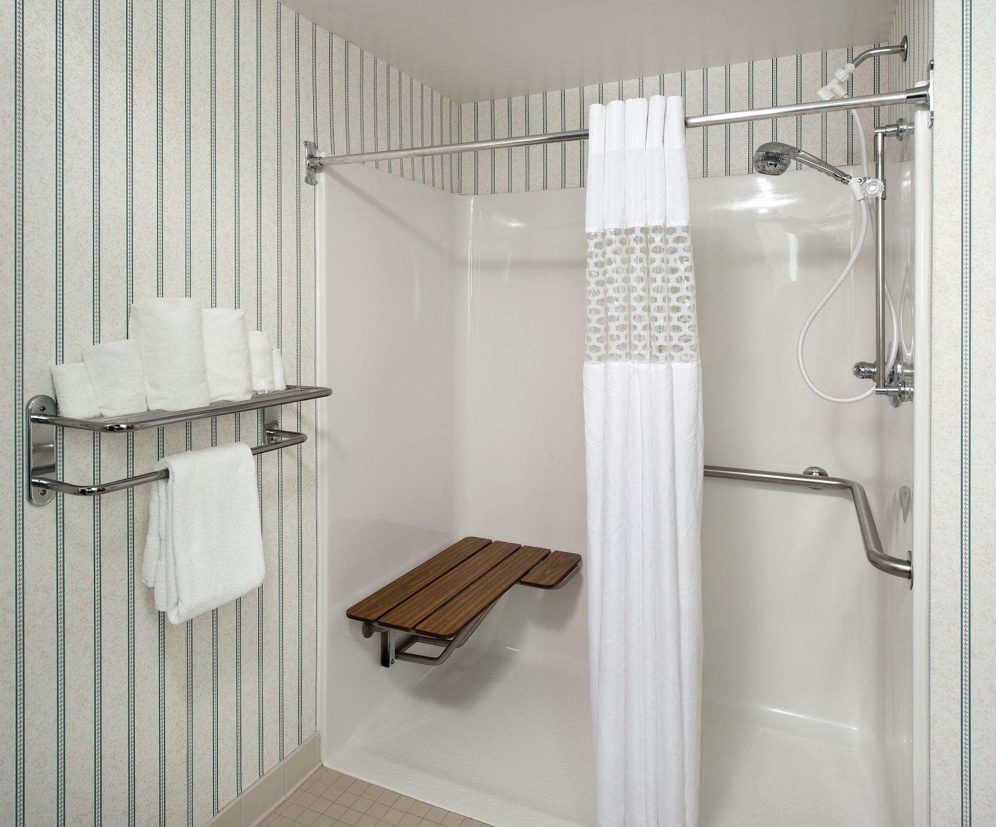 Hampton Inn & Suites Бетлехем Экстерьер фото