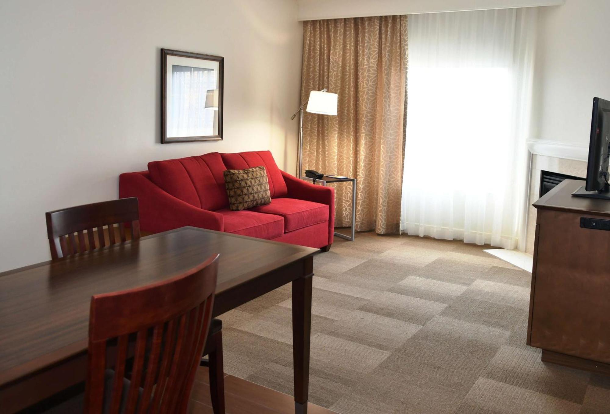 Hampton Inn & Suites Бетлехем Экстерьер фото
