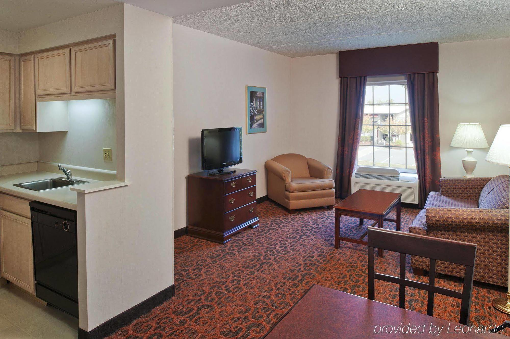 Hampton Inn & Suites Бетлехем Экстерьер фото